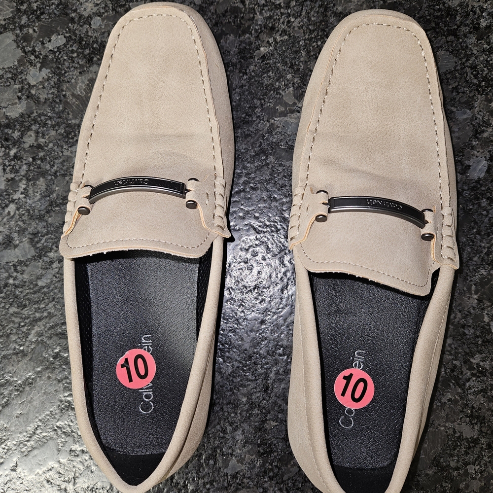 Calvin Klein Mens Beige Slip-On Loafers Never Worn